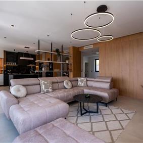 4 bedroom villa with pool in Dubrovnik region, sleeps 8 